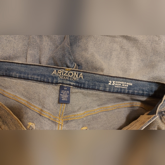 Ladies' Arizona Jean Co Mildly Distressed Denim - Picture 6 of 16